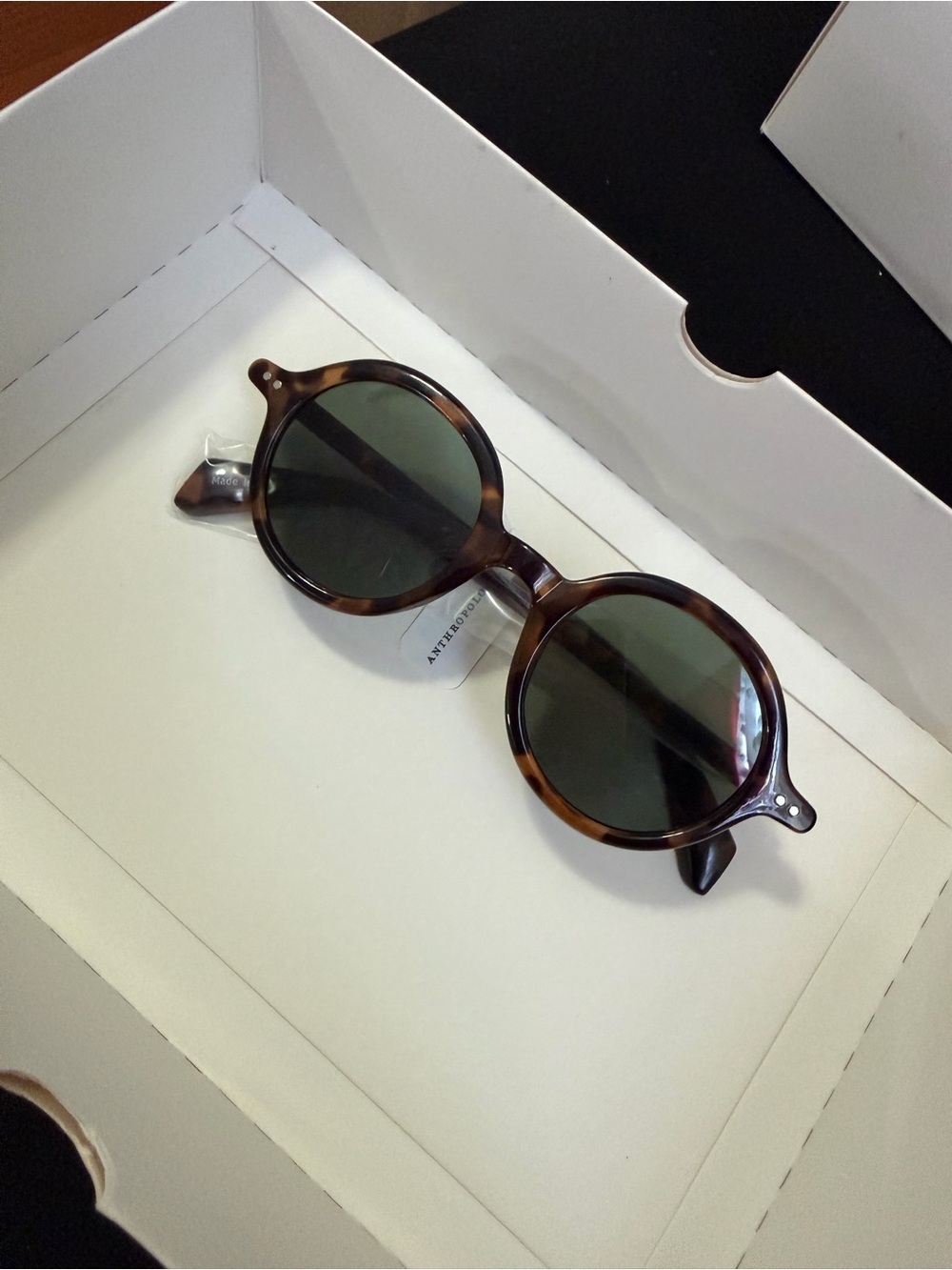 Tortoiseshell Round Sunglasses - Brown